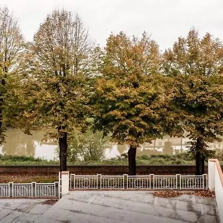 Apartment Ai Giardini Empoli